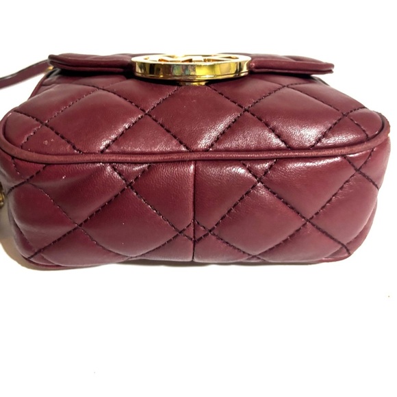 Michael Kors burgundy  and Gold Quilted Crossbody Bag - Picture 4 of 9